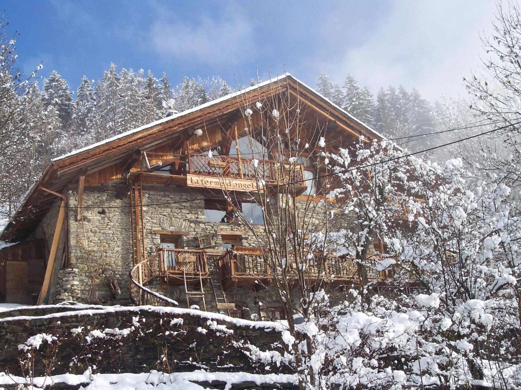 Bed and Breakfast La Ferme D'Angele Бур-Сен-Морис Экстерьер фото