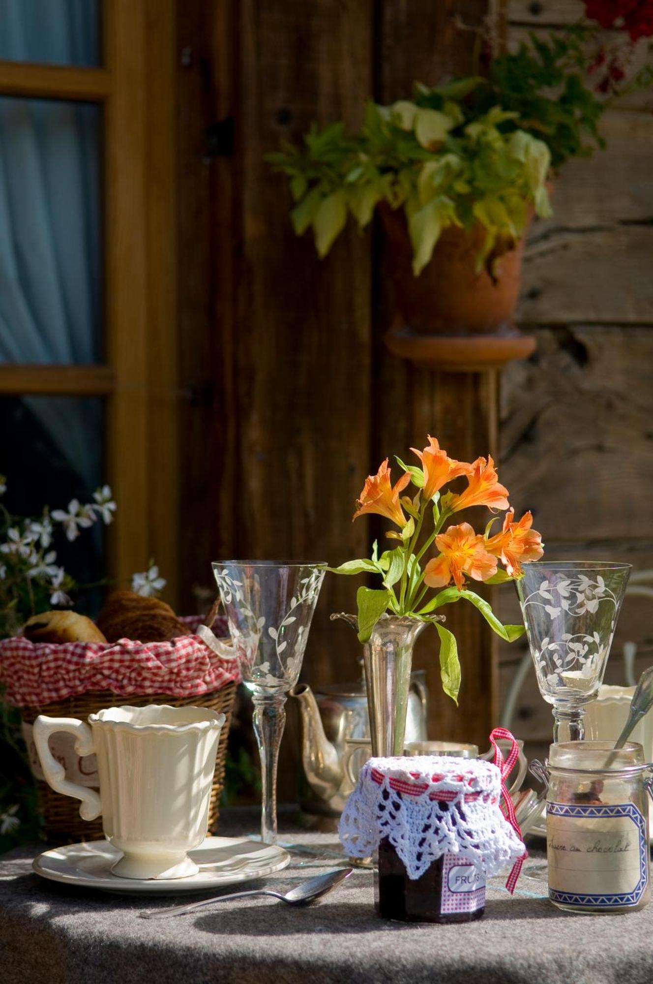 Bed and Breakfast La Ferme D'Angele Бур-Сен-Морис Экстерьер фото