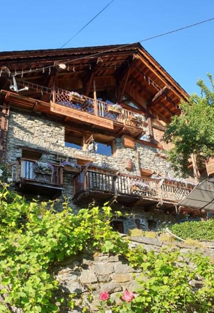 Bed and Breakfast La Ferme D'Angele Бур-Сен-Морис Экстерьер фото