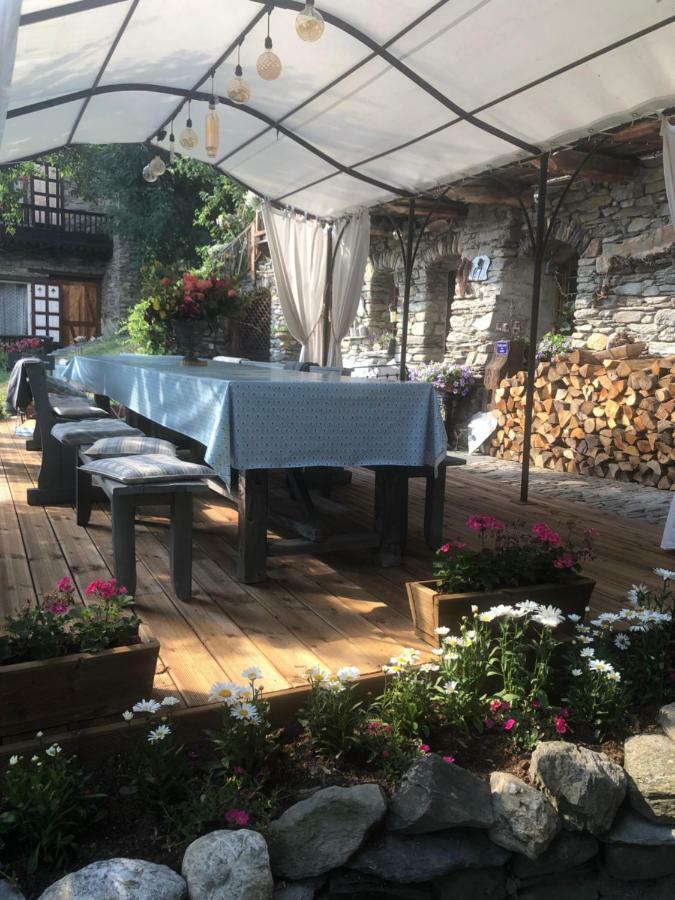 Bed and Breakfast La Ferme D'Angele Бур-Сен-Морис Экстерьер фото
