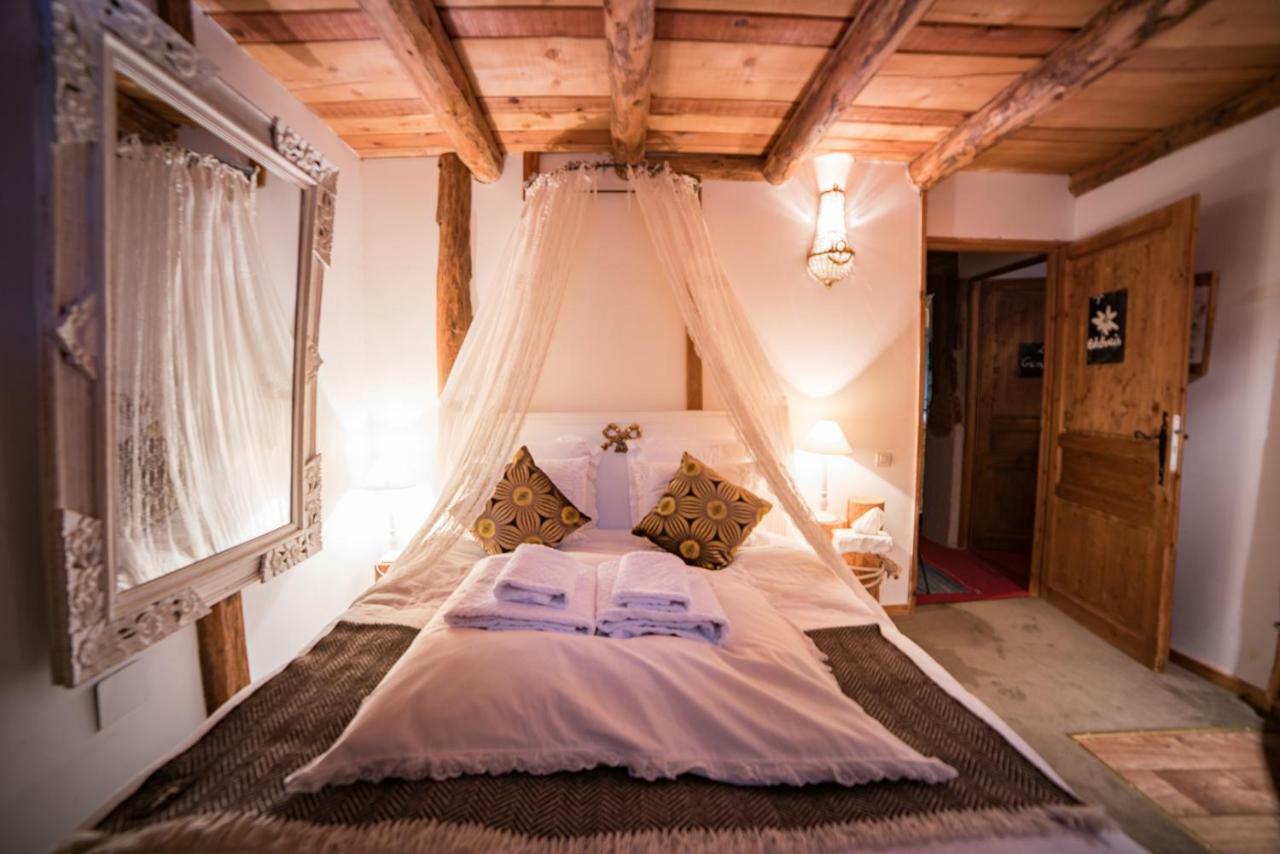 Bed and Breakfast La Ferme D'Angele Бур-Сен-Морис Экстерьер фото